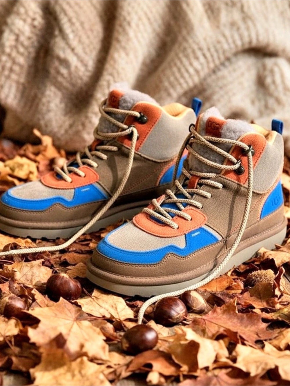UGG Highland Hi Heritage Suede Sneaker Boots Chestnut Blue Orange Size W7.5/8 K6